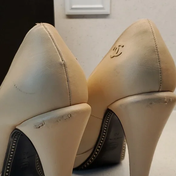 CHANEL platform pumps (sz EU 40 - US 9.5)